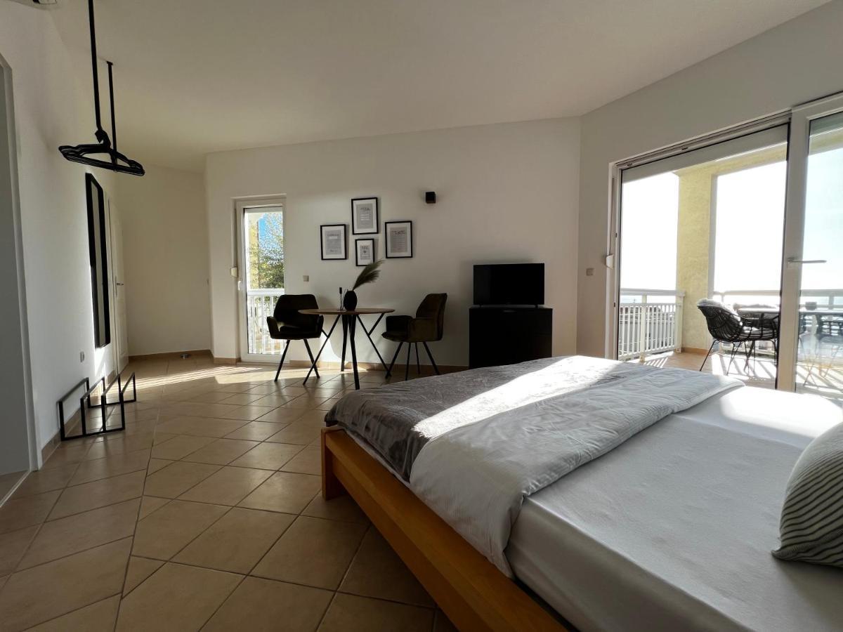 Kavajin Rooms Дуче Экстерьер фото