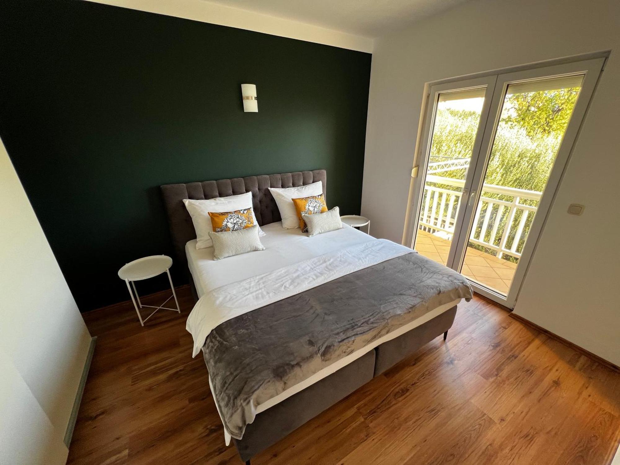 Kavajin Rooms Дуче Номер фото